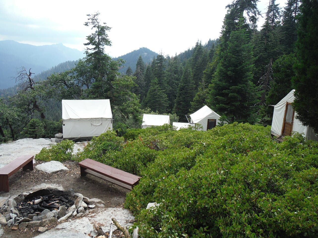 White tent cabins at Bearpaw High Sierra Camp
