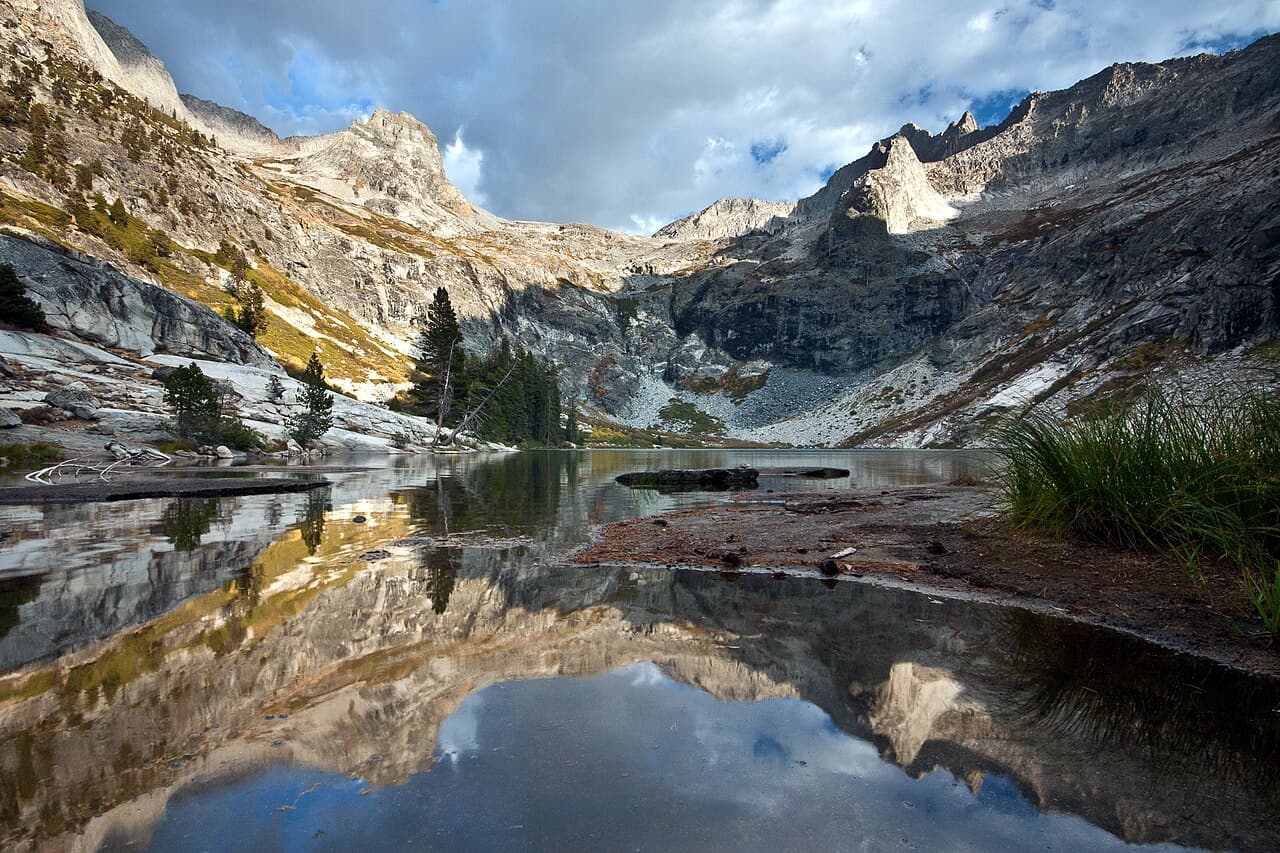 Granite cliffs reflected in Hamilton Lake