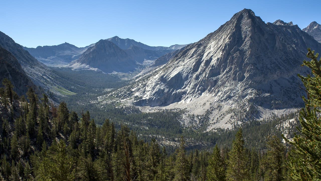 Looking south along the John Muir Trail toward Center Basin