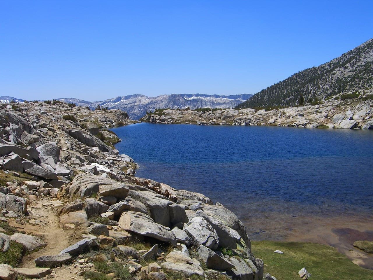 Heart Lake below Selden Pass