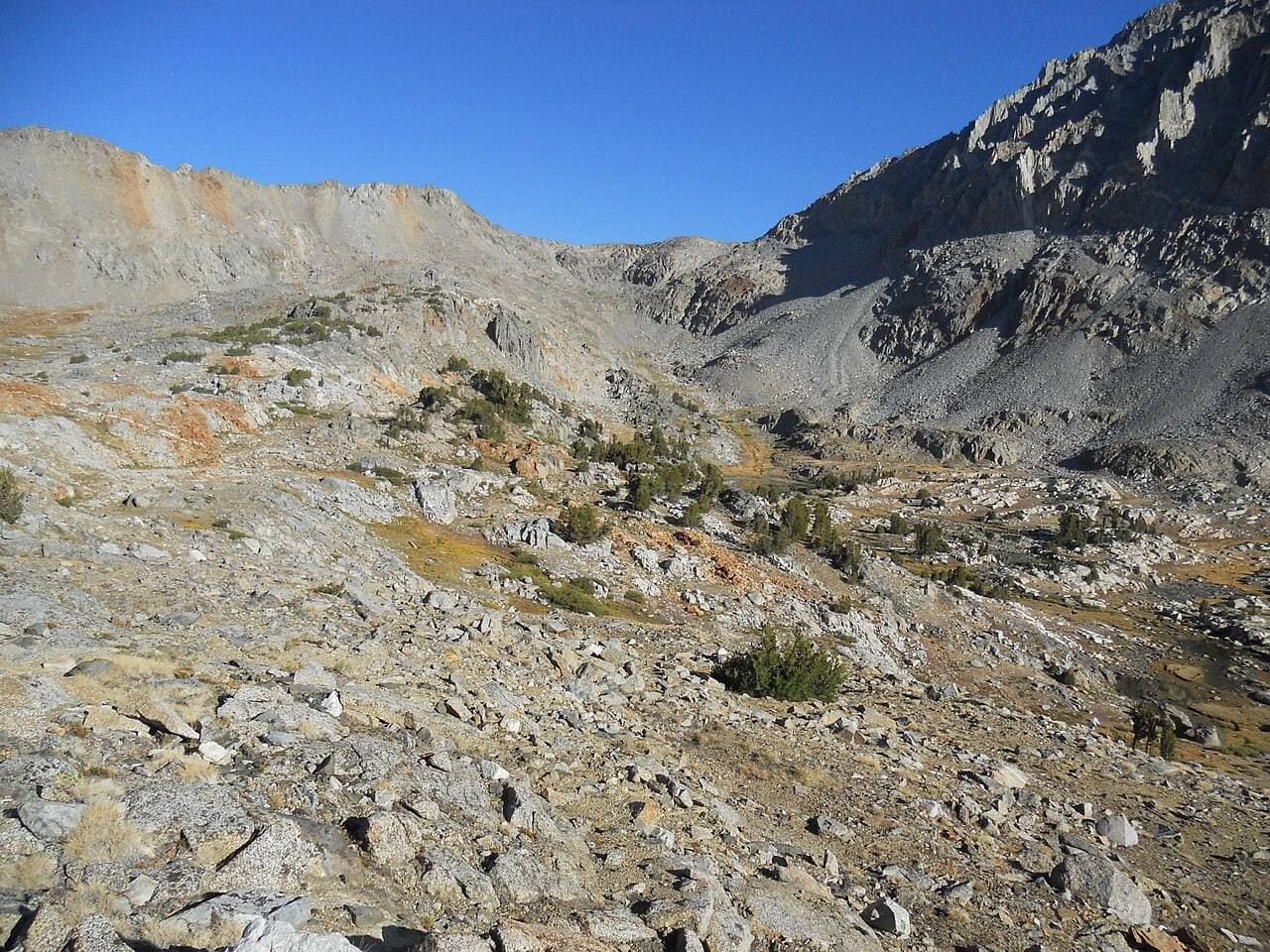 The rocky saddle of Pinchot Pass from the southeast
