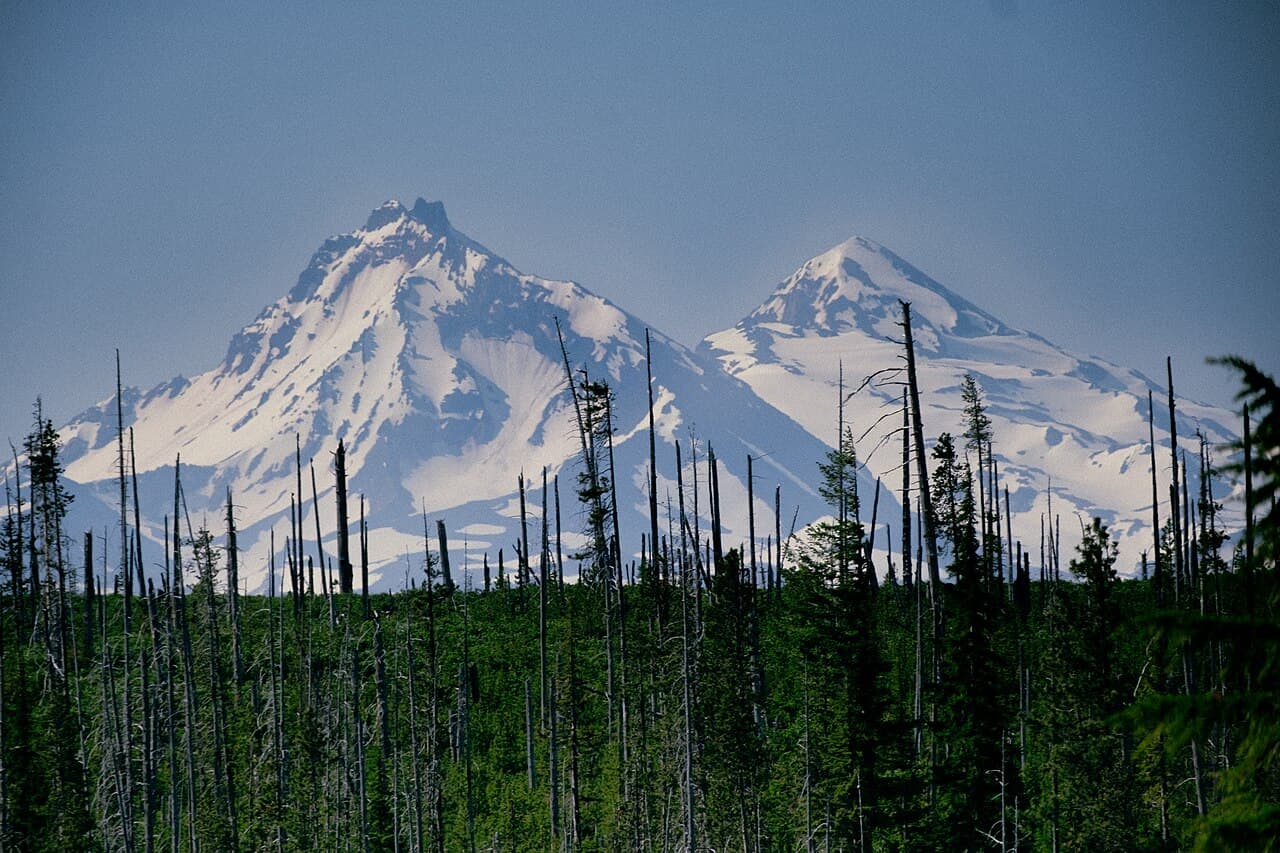 Central Cascades Day-Use — Jack Lake (Canyon Creek Meadows) wilderness permit area in Central Cascades Wilderness - backcountry hiking destination