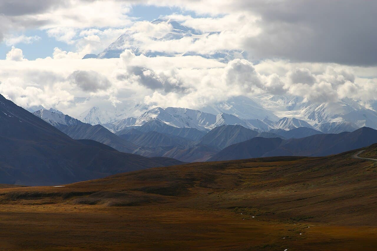 Denali Mountaineering Permit wilderness permit area in Denali National Park - backcountry hiking destination