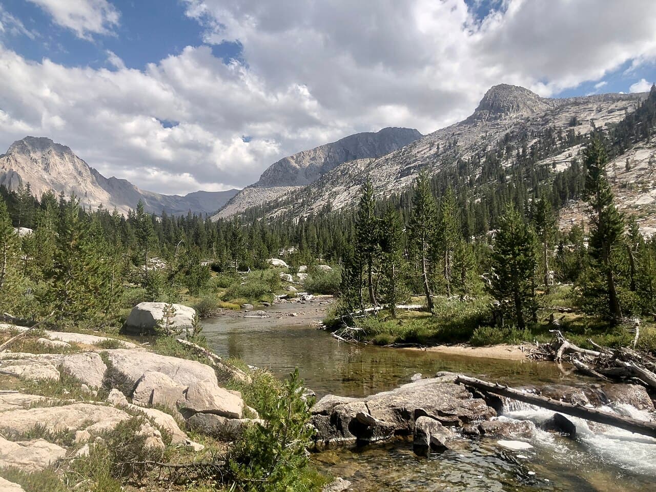 SEKI Wilderness Permit — Cedar Grove — Bubbs Creek wilderness permit area in Sequoia & Kings Canyon National Parks - backcountry hiking destination