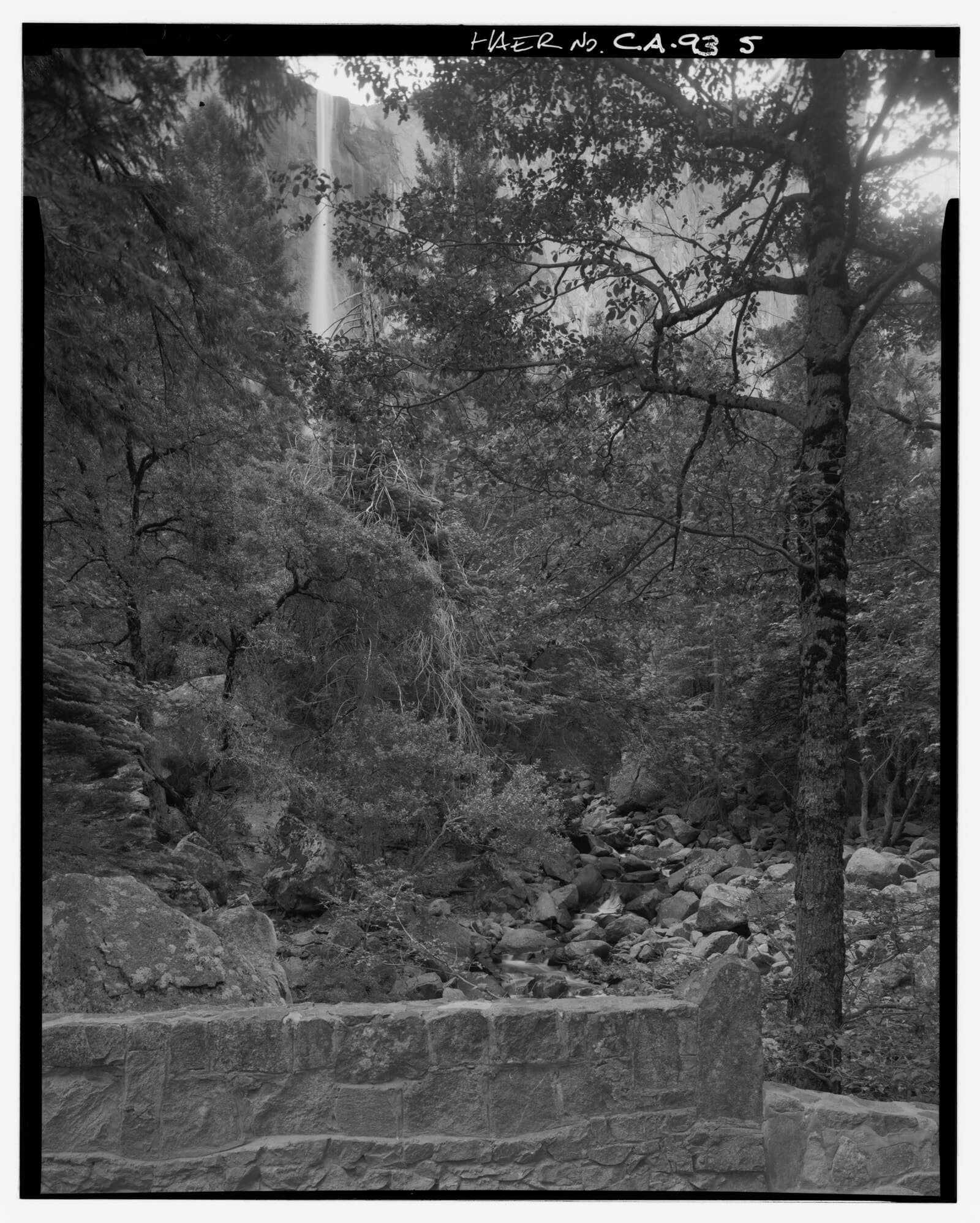 Yosemite Wilderness Permit — Bridalveil Creek wilderness permit area in Yosemite National Park - backcountry hiking destination