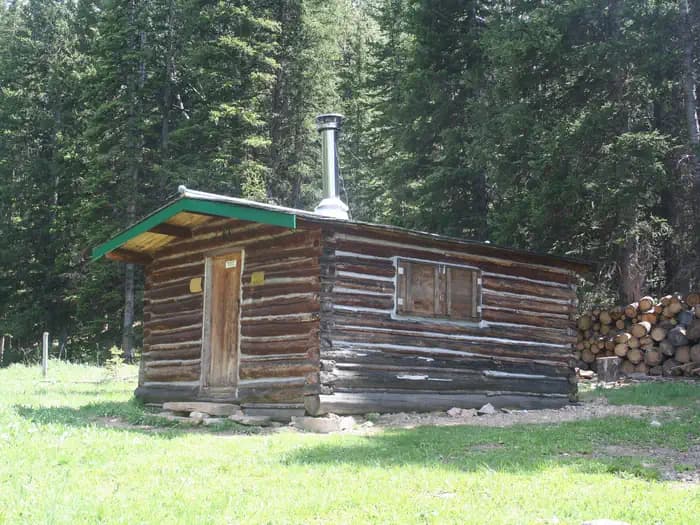 Notch Cabin in Montana