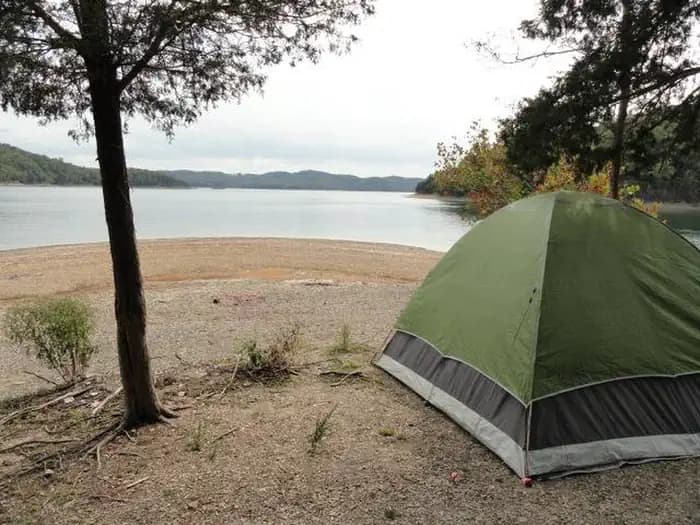 DALE HOLLOW LAKE - PRIMITIVE CAMPING campground