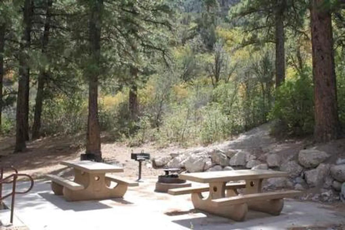 KYLE CANYON PICNIC AREA DAY USE campground