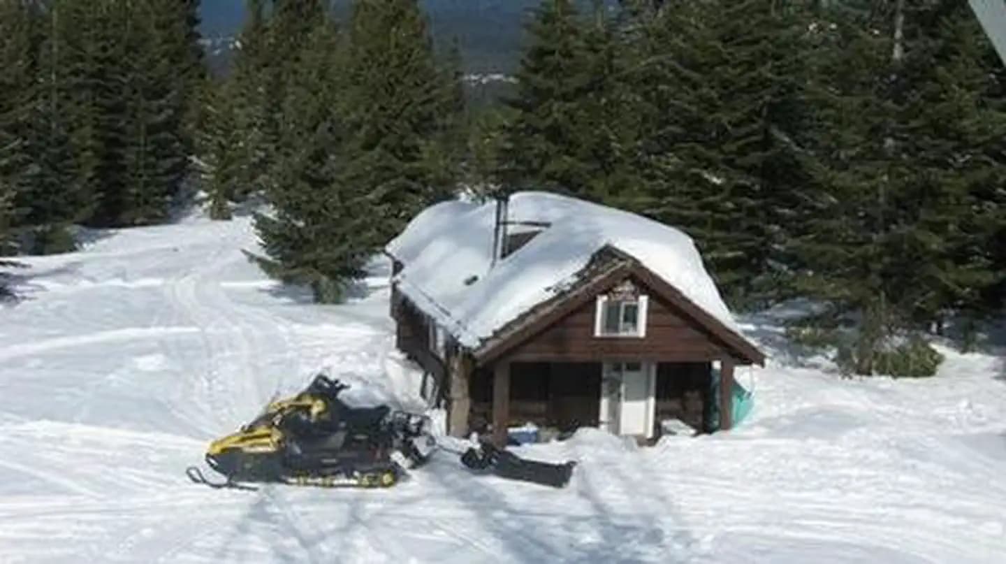 Walde Lookout Cabin in Idaho
