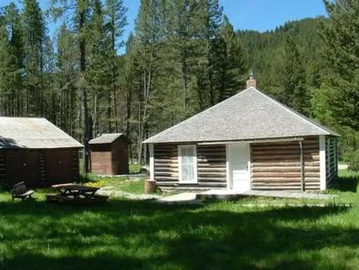 Moose Creek Cabin in Montana