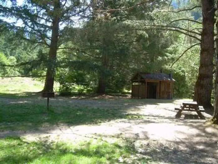 CHINQUAPIN GROUP CAMPGROUND campground