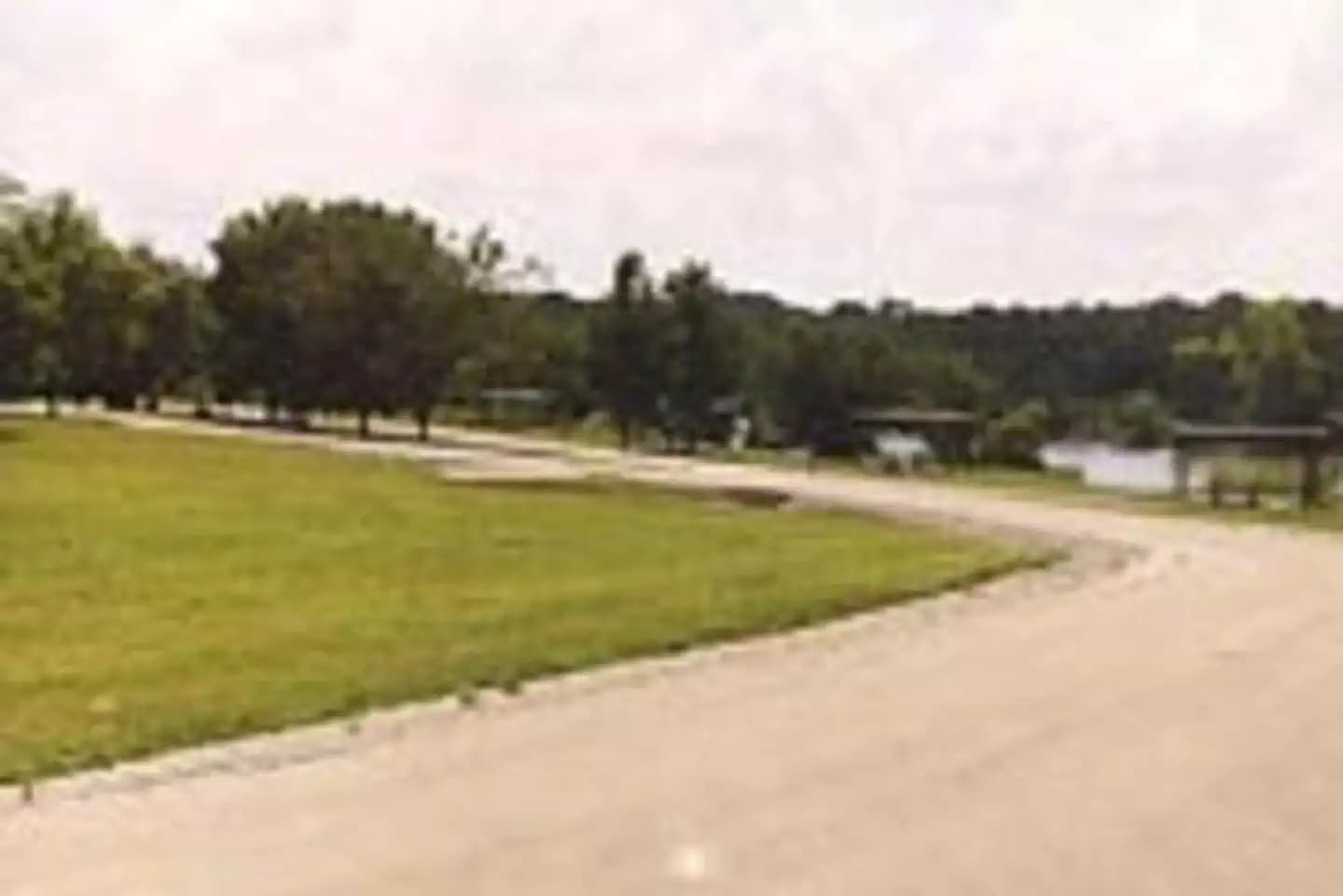 RIVERSIDE EAST campground