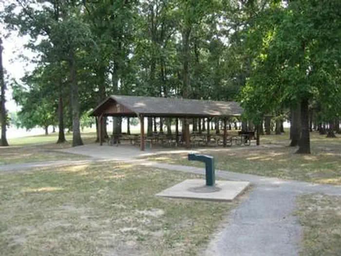 COLES CREEK DAY USE campground
