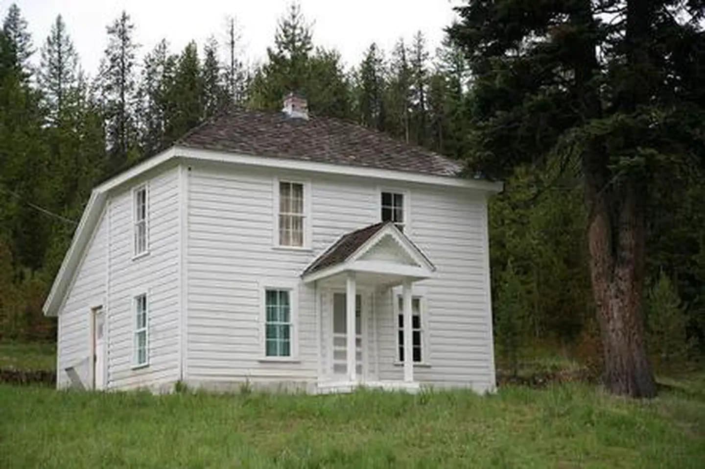 CARETAKERS CABIN campground