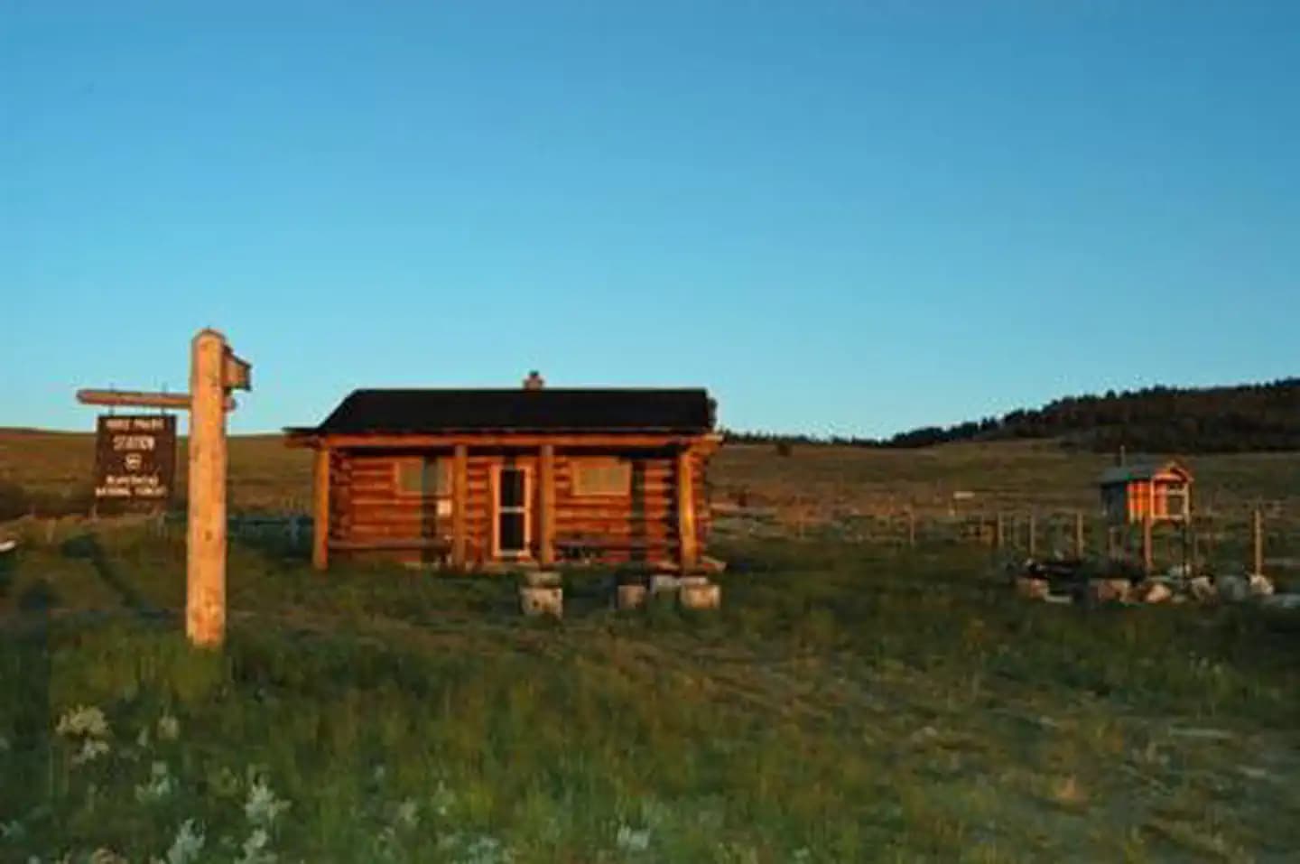HORSE PRAIRIE CABIN campground