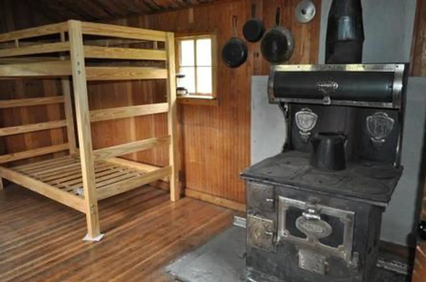 FITTON GUARD STATION CABIN campground