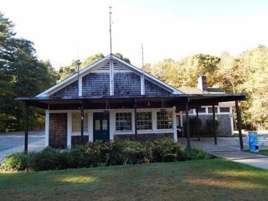 Wompatuck State Park campground