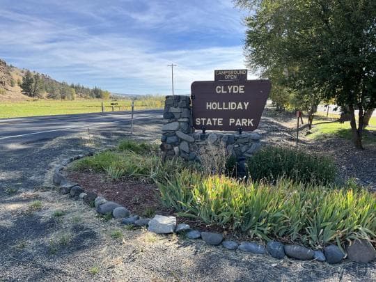 Clyde Holliday State Recreation Site campground