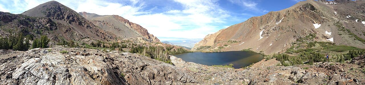 Inyo NF Wilderness Permit — Bloody Canyon wilderness permit area in Inyo National Forest - backcountry hiking destination