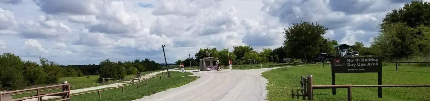 NORTH HOLIDAY PARK campground