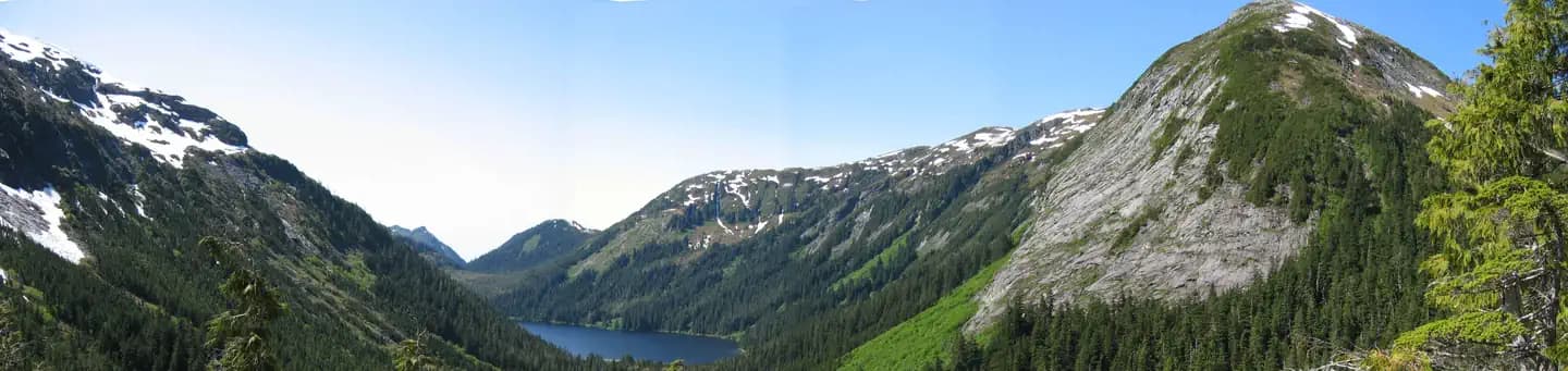AVOSS LAKE CABIN campground