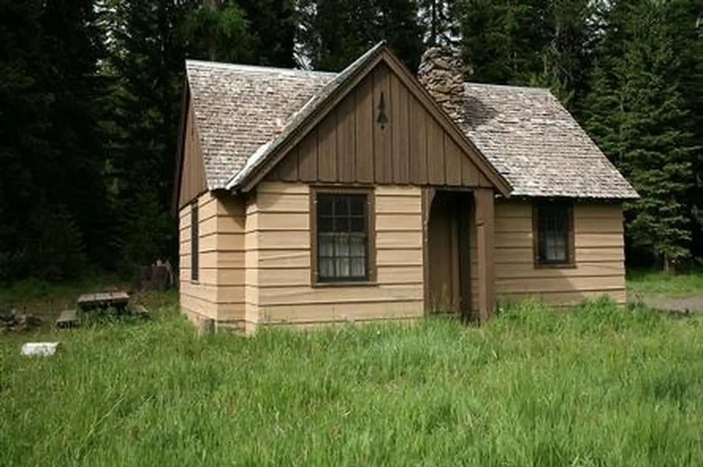 FRY MEADOWS GUARD STATION campground in Oregon