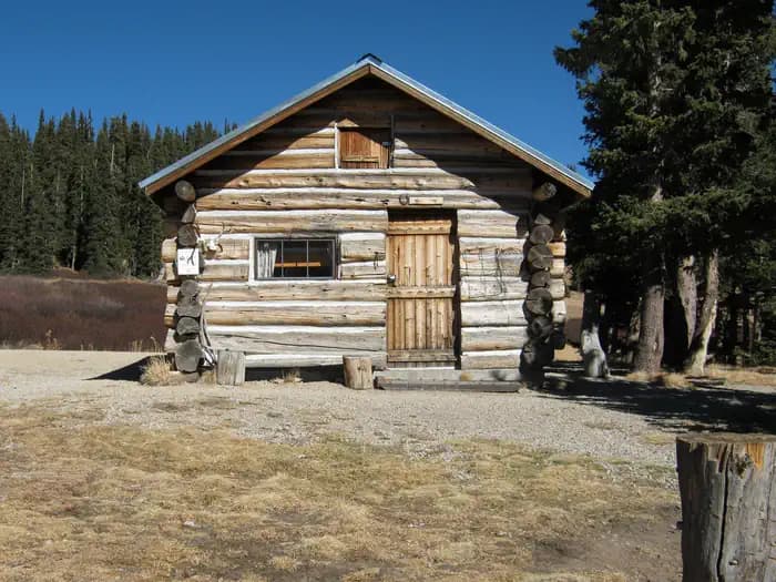 ELWOOD CABIN campground in Colorado