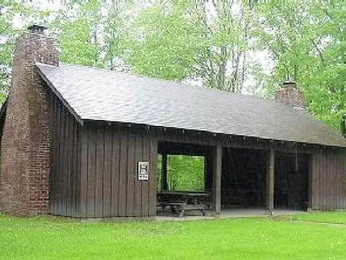 Spearhead Point Shelter in Wisconsin
