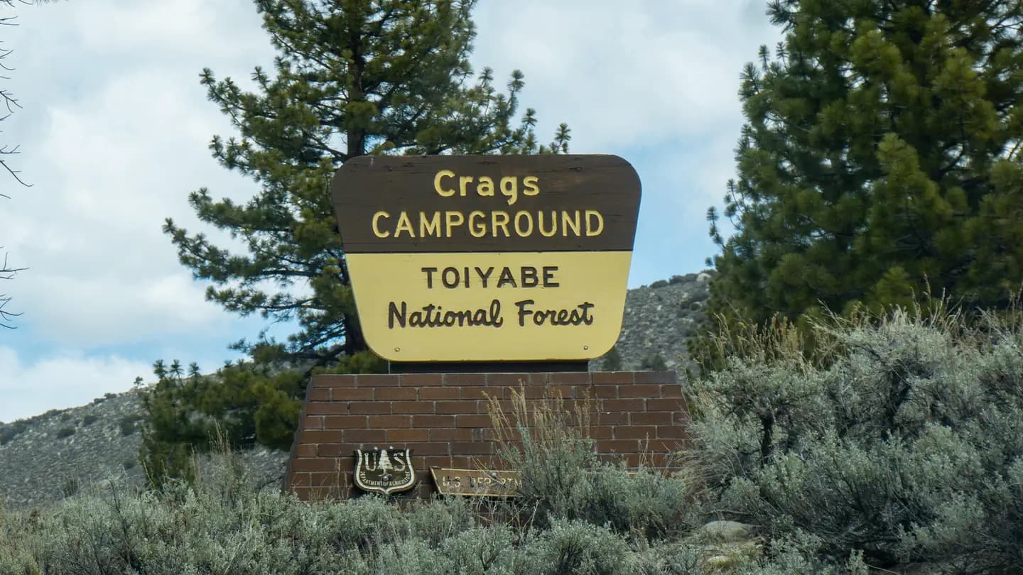 CRAGS CAMPGROUND campground in California