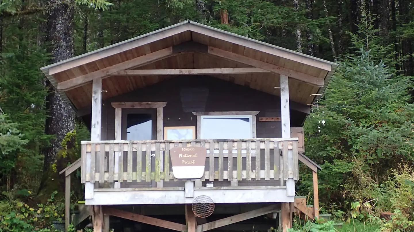 BEECHER PASS CABIN campground