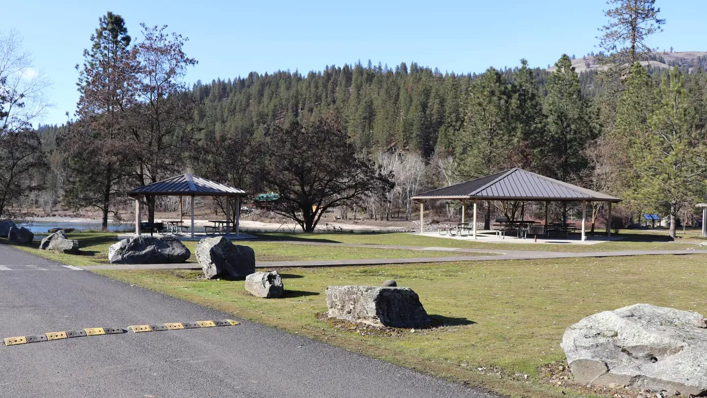 Pink House Day Use Pavilions Campground in Idaho