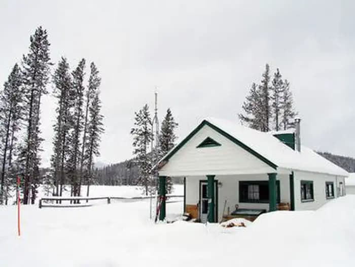 Cape Horn Winter Rental Campground in Idaho