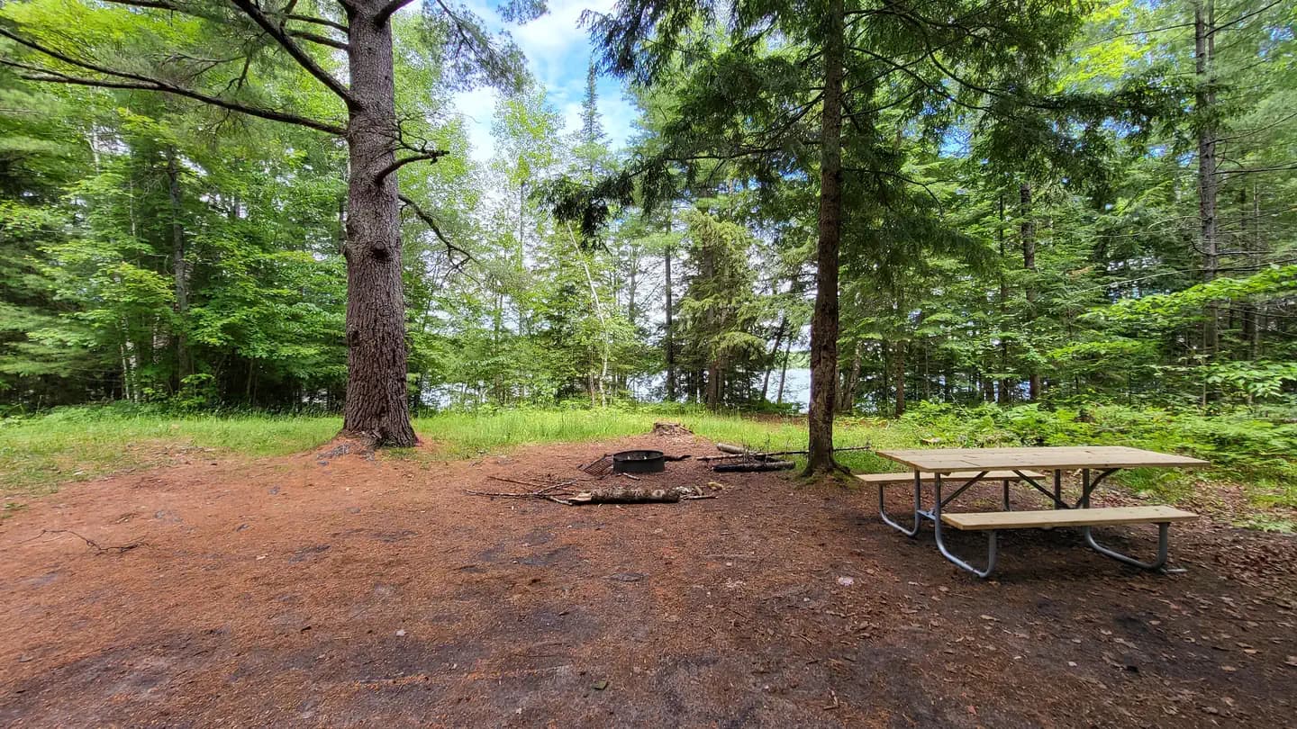 Crooked Lake Campsite campground