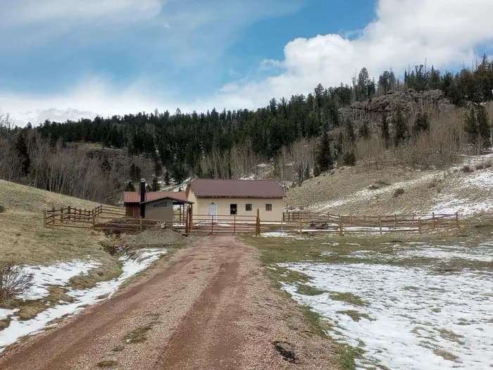 CARNERO GUARD STATION campground