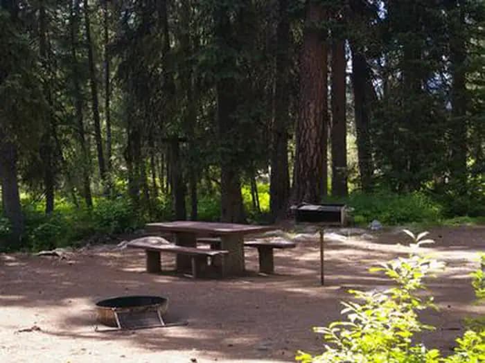 WARM LAKE campground